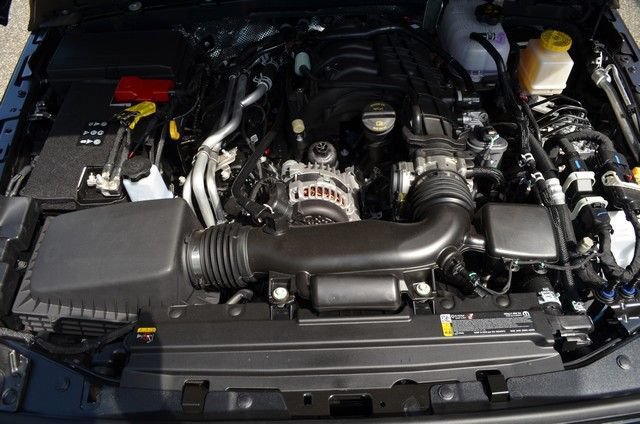 New 2026 Jeep Gladiator Sport AWD/4WD image 34
