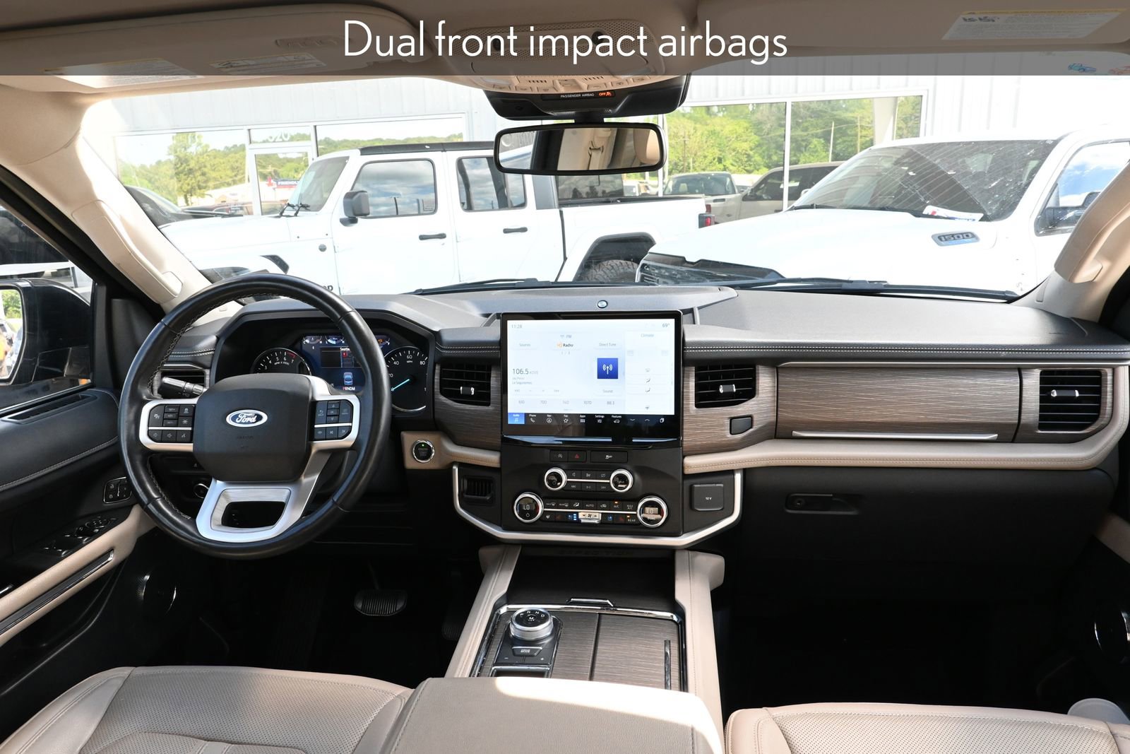 Used 2024 Ford Expedition Limited image 31