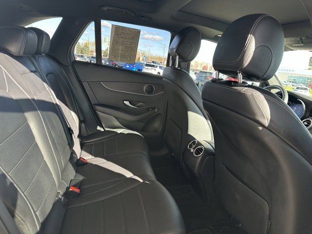 Used 2021 Mercedes-Benz GLC 300 4MATIC image 19