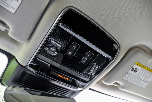 New 2026 Land Rover Range Rover SE AWD/4WD image 33