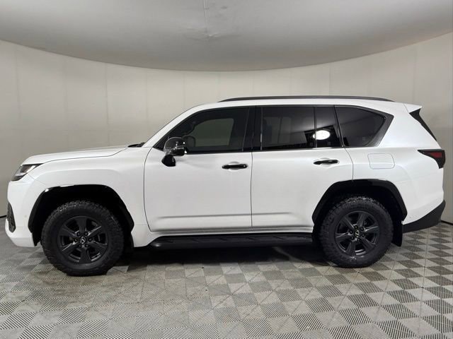 New 2025 Lexus LX 700h Overtrail image 3