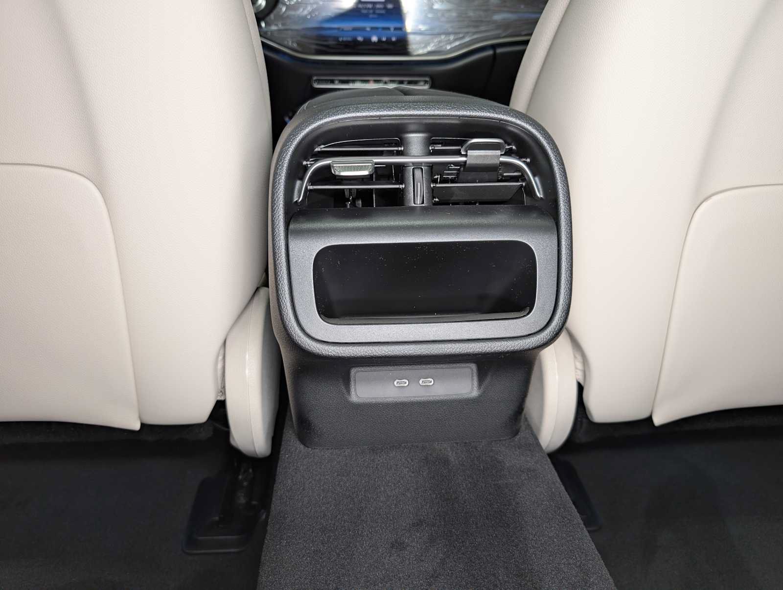 New 2026 Mercedes-Benz E 350 4MATIC Sedan image 18
