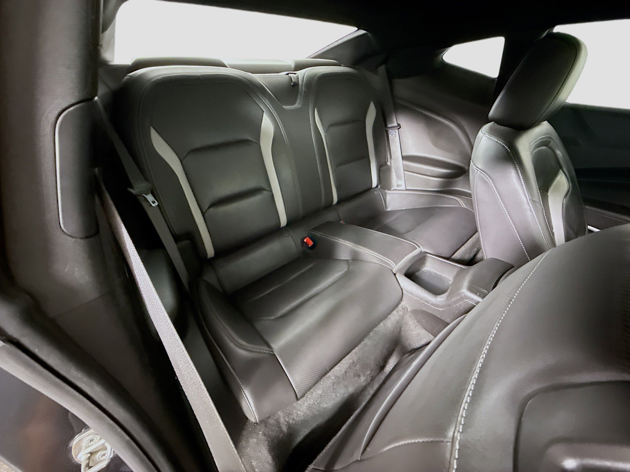 Used 2019 Chevrolet Camaro LT image 26