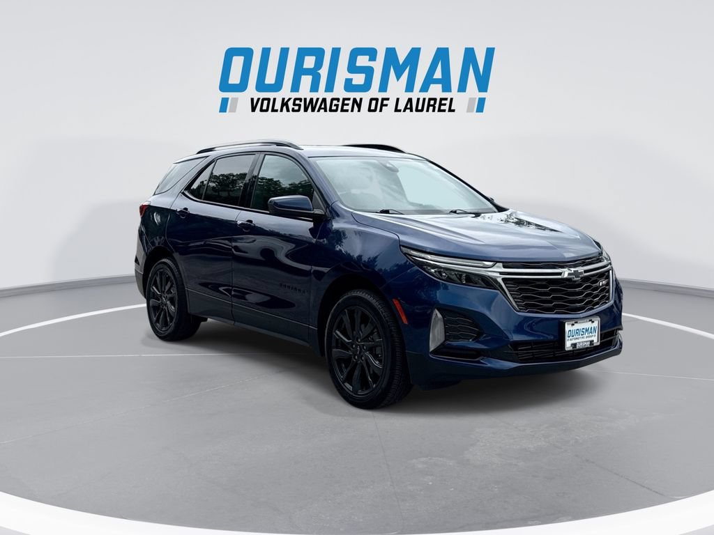 Used 2023 Chevrolet Equinox RS AWD/4WD image 2