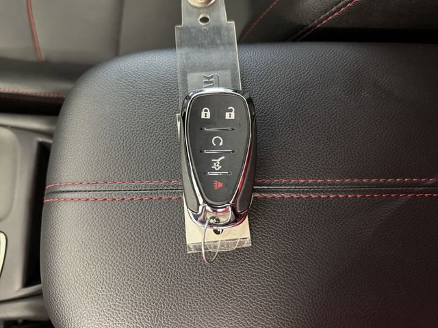 Used 2023 Chevrolet Equinox RS w/ RS Leather Package image 33