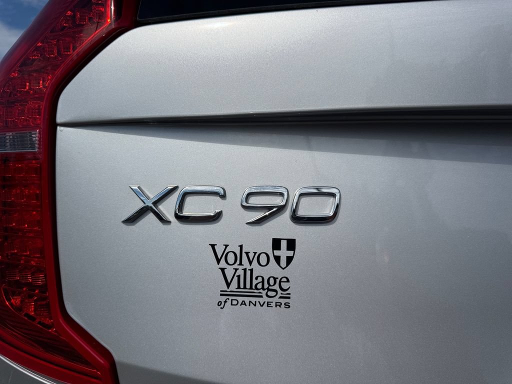 Used 2021 Volvo XC90 T5 Momentum w/ Climate Package AWD/4WD image 9