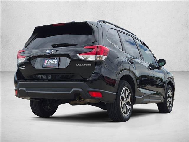 Used 2023 Subaru Forester Premium AWD/4WD image 5