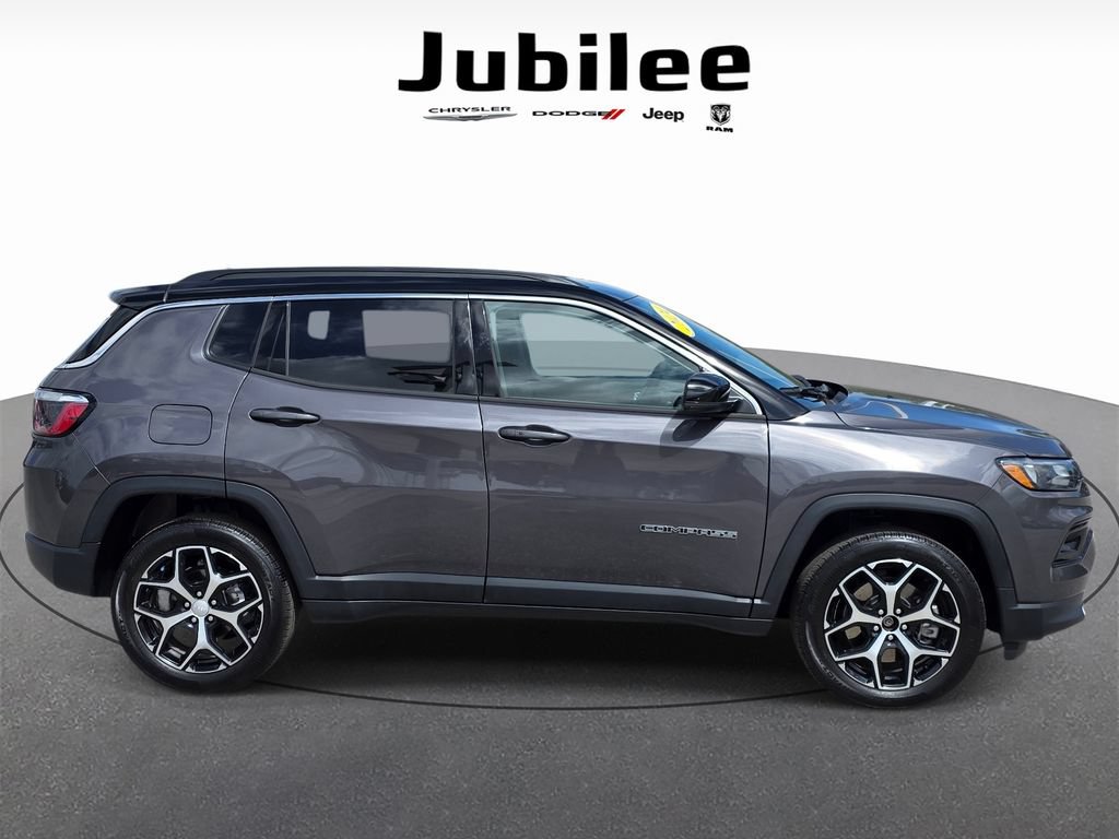 Used 2024 Jeep Compass Limited AWD/4WD image 37