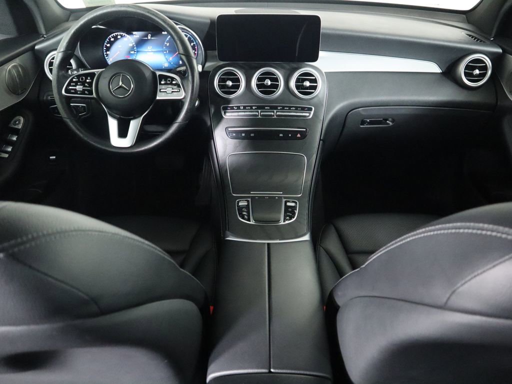 Used 2021 Mercedes-Benz GLC 300 4MATIC Coupe image 13