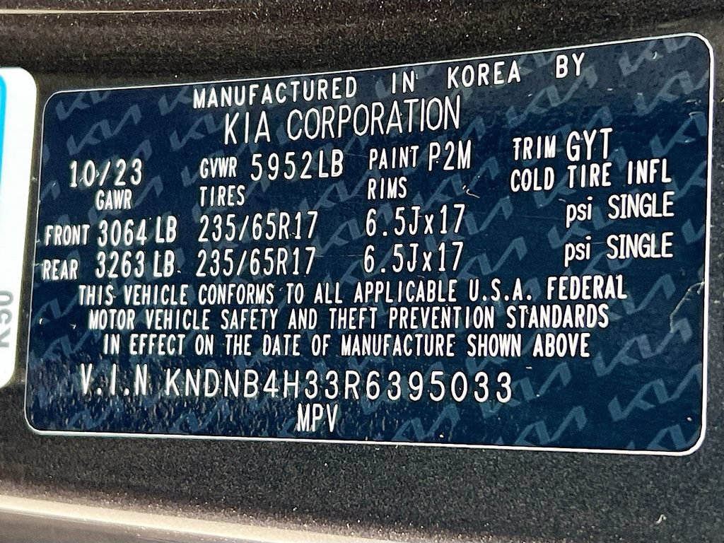 Used 2024 Kia Carnival LX FWD image 32