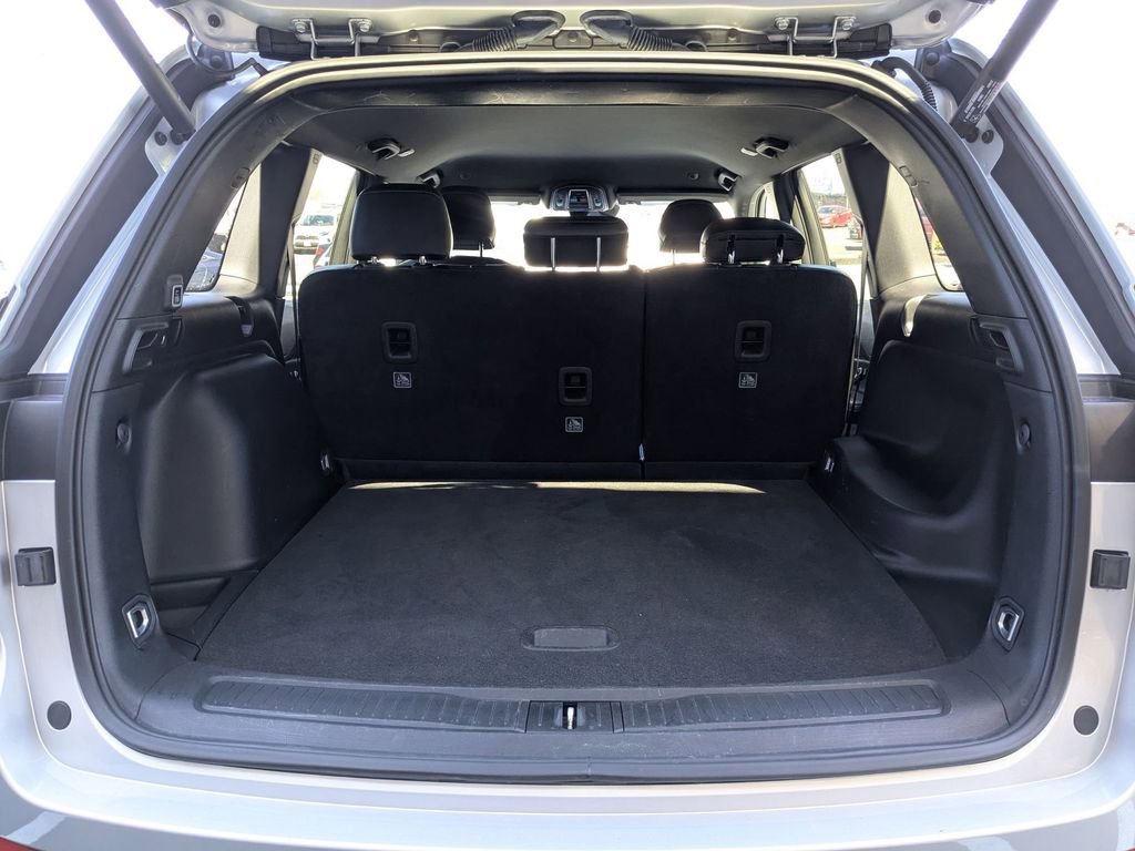 Used 2025 Jeep Grand Cherokee Altitude image 28