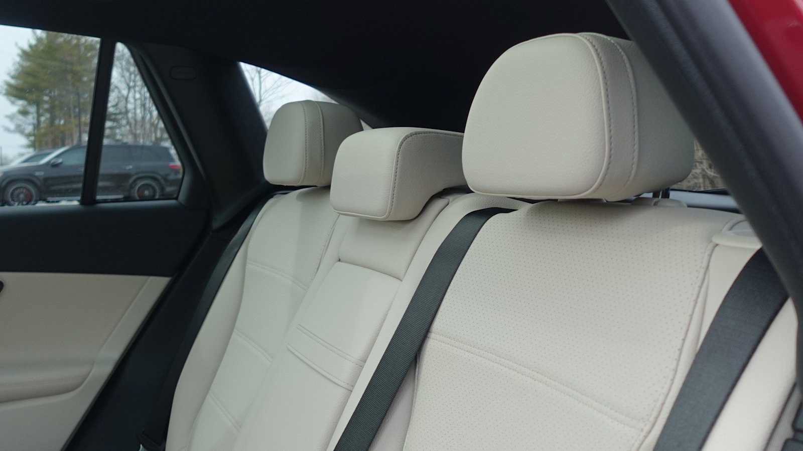 Used 2026 Mercedes-Benz GLC 300 4MATIC image 41