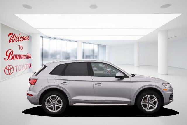 Used 2018 Audi Q5 2.0T Premium AWD/4WD image 5