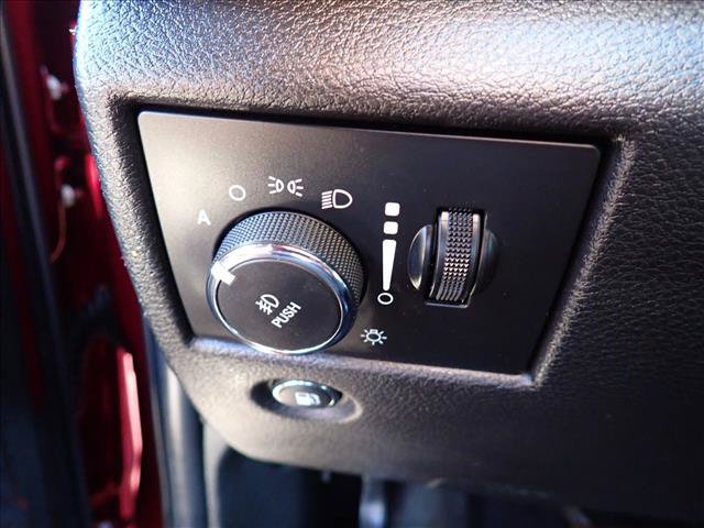 Used 2018 Jeep Grand Cherokee Altitude AWD/4WD image 16