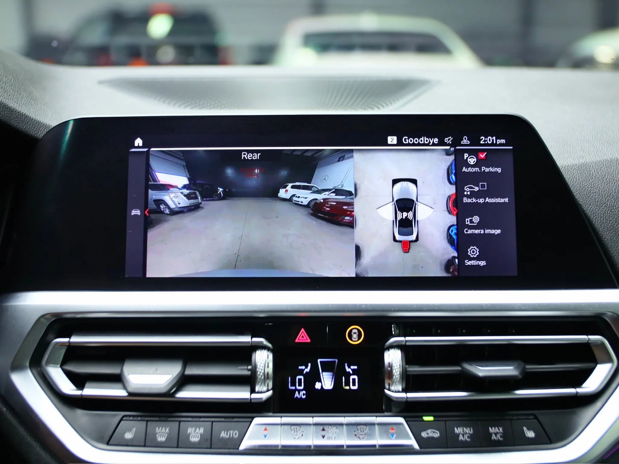 Used 2021 BMW M4 Competition w/ M Carbon Exterior Package image 40