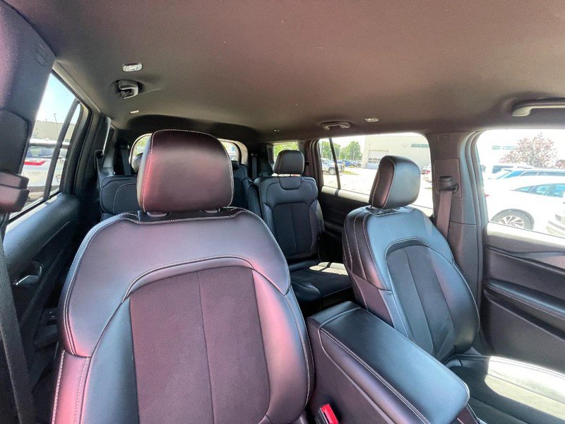 Used 2024 Jeep Grand Cherokee L Laredo AWD/4WD image 5