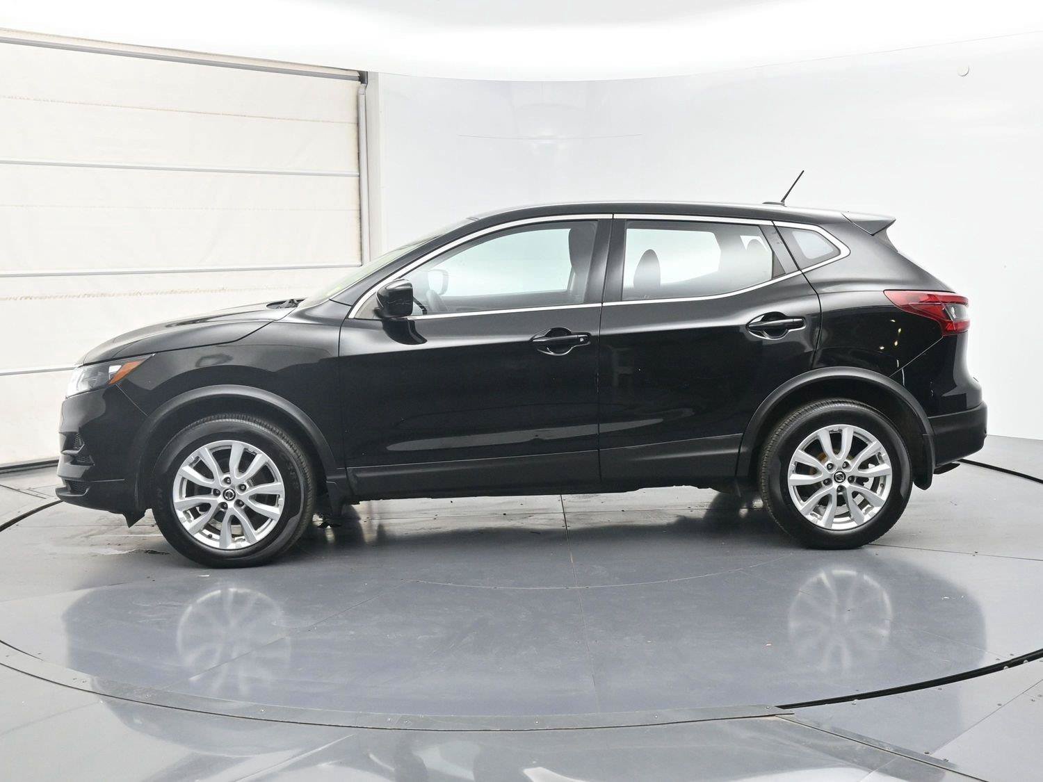 Used 2020 Nissan Rogue Sport S w/ Appearance Package AWD/4WD image 20