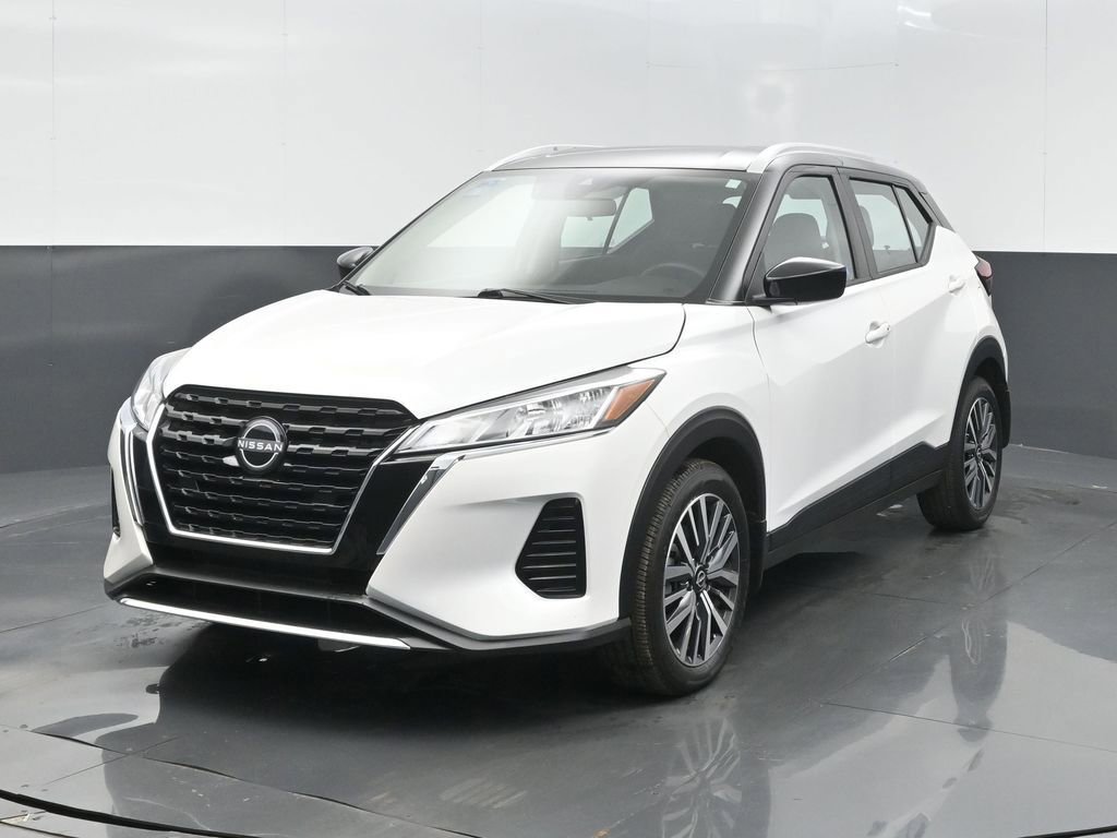 Used 2024 Nissan Kicks SV FWD image 7