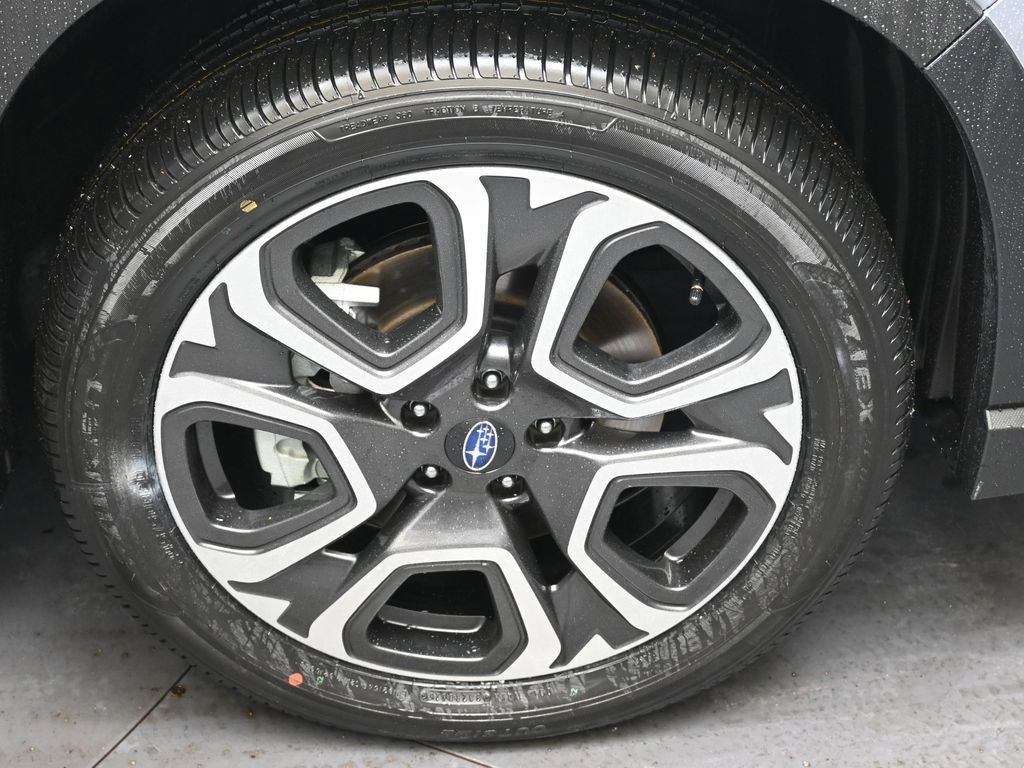 New 2026 Subaru Ascent Limited image 10