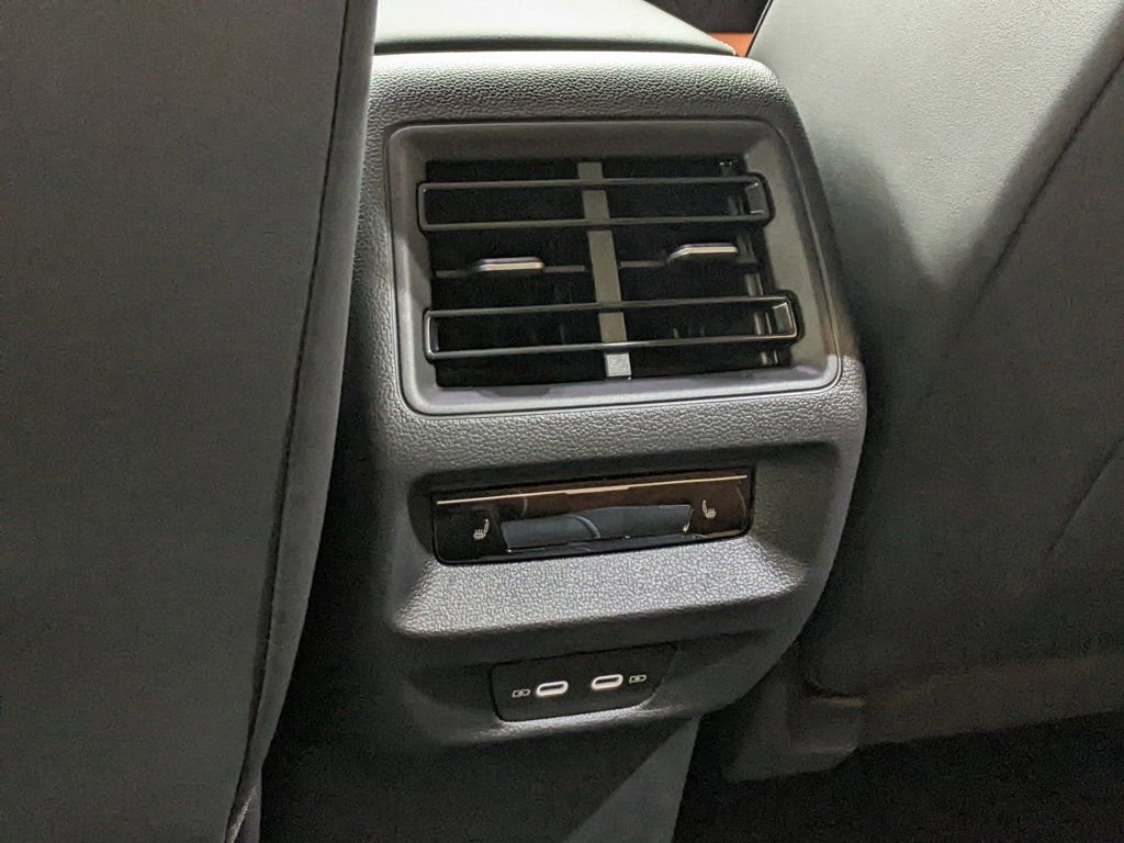 New 2026 Volkswagen Tiguan SEL R-Line image 24