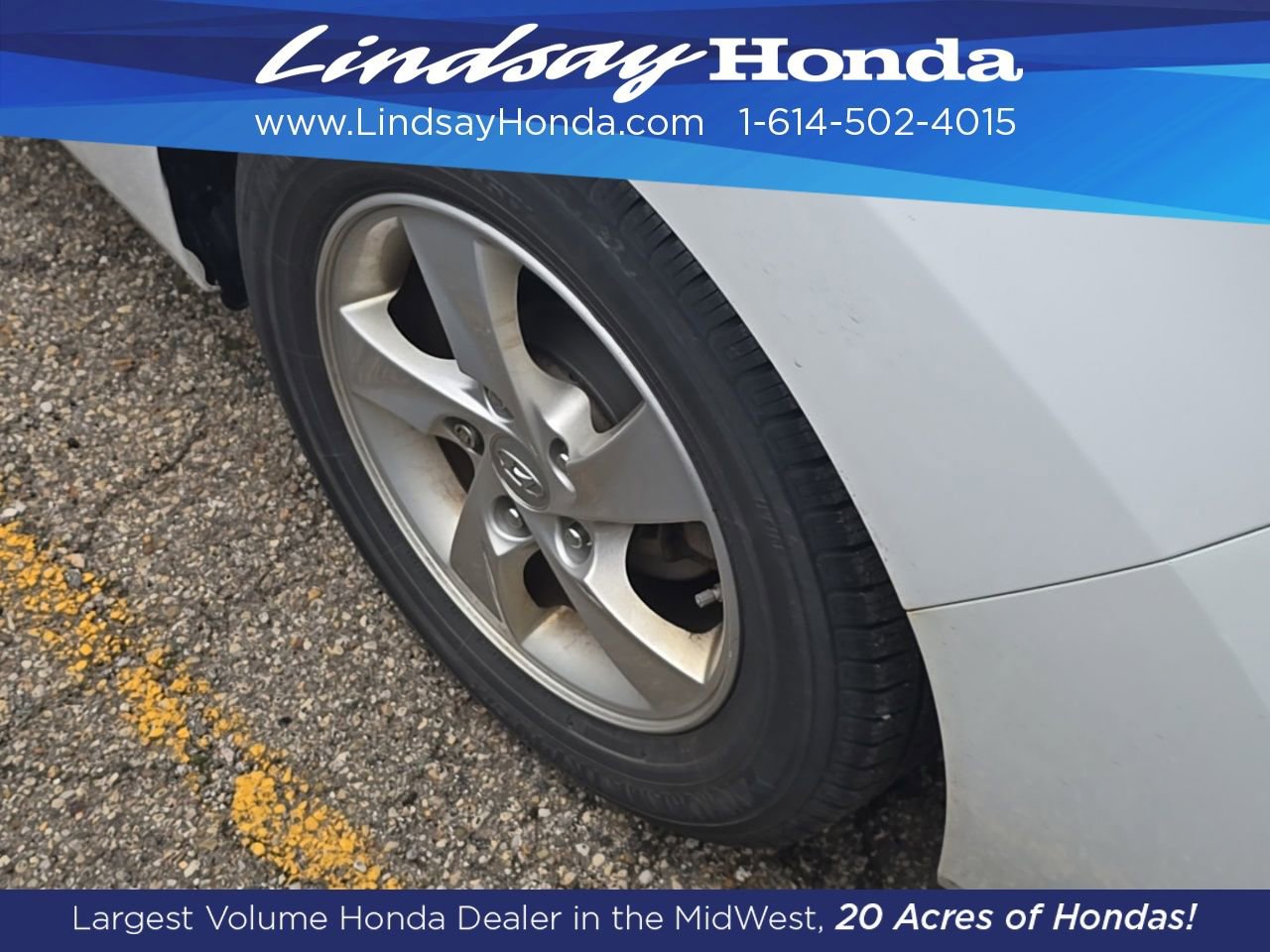 Used 2015 Hyundai Elantra SE image 17