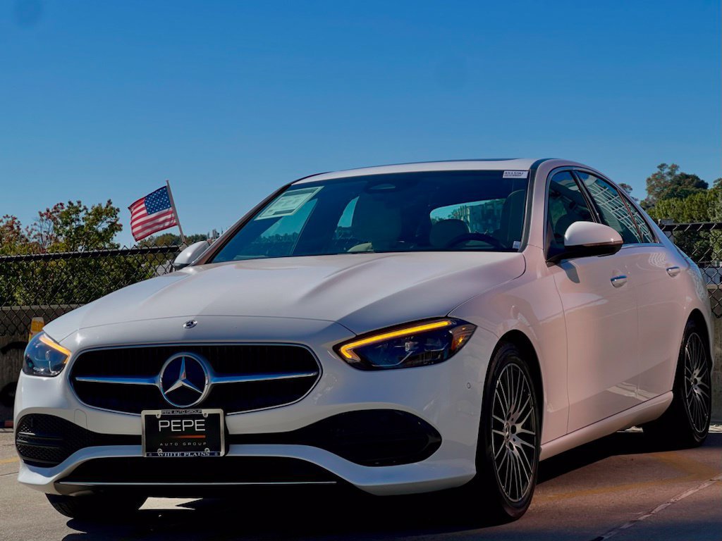 Certified 2023 Mercedes-Benz C 300 4MATIC Sedan image 4