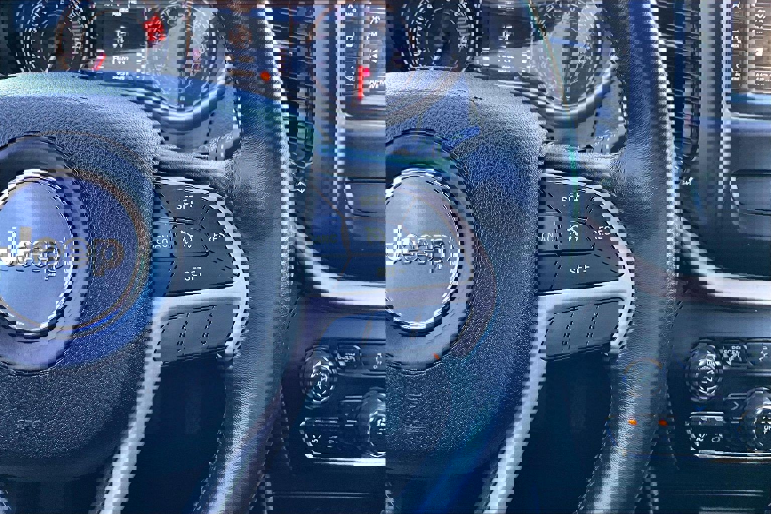 Used 2016 Jeep Cherokee Latitude image 19