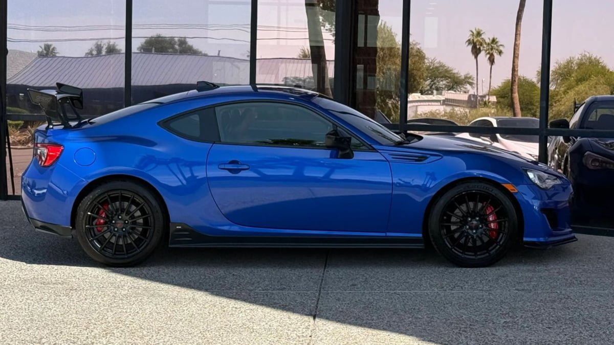 Used 2018 Subaru BRZ tS w/ Popular Package #3 RWD image 16
