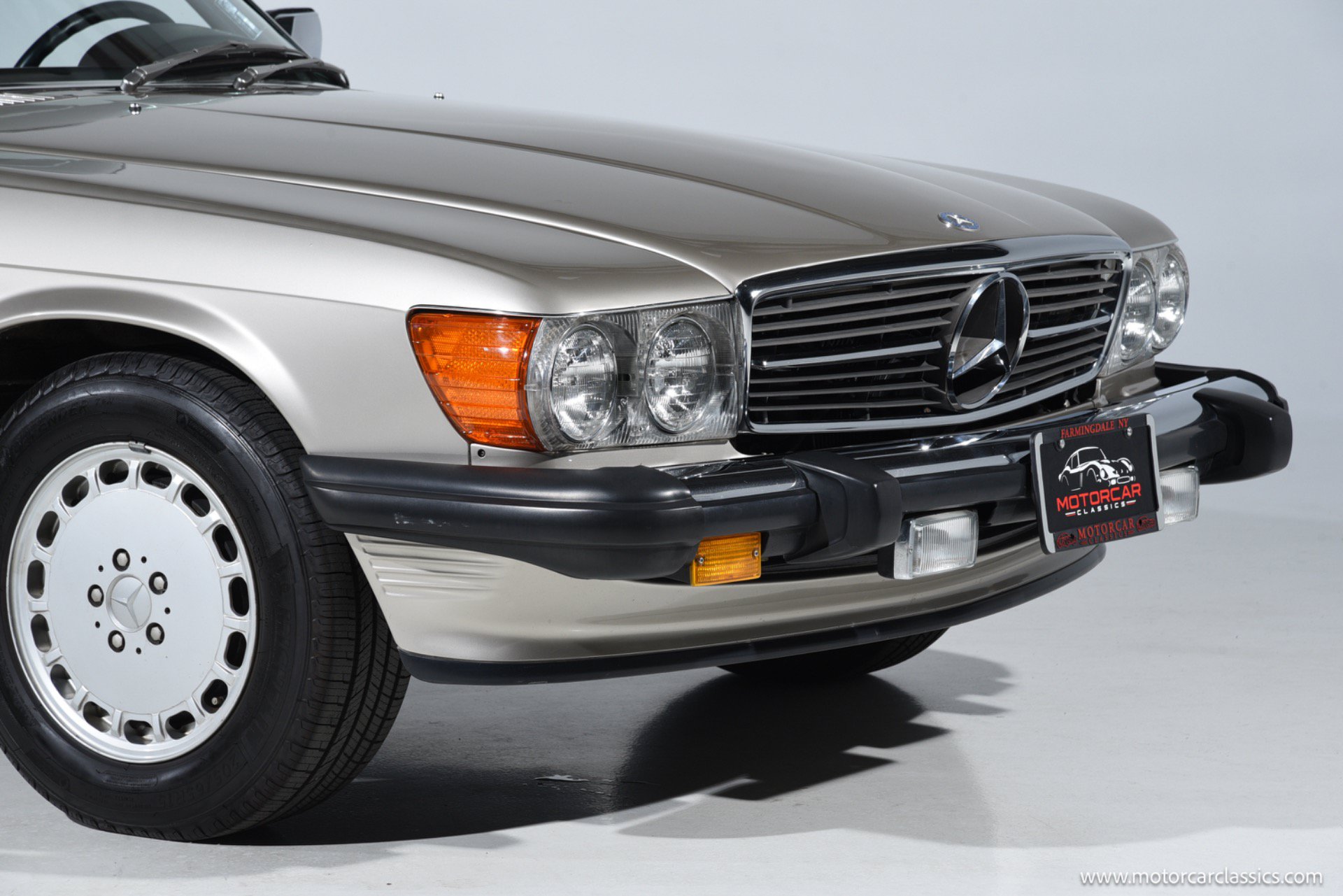 Used 1988 Mercedes-Benz 560 SL image 19
