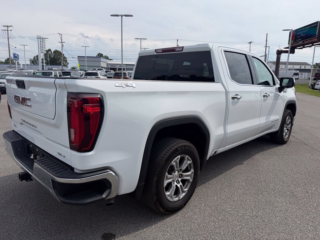 Used 2025 GMC Sierra 1500 SLT AWD/4WD image 5