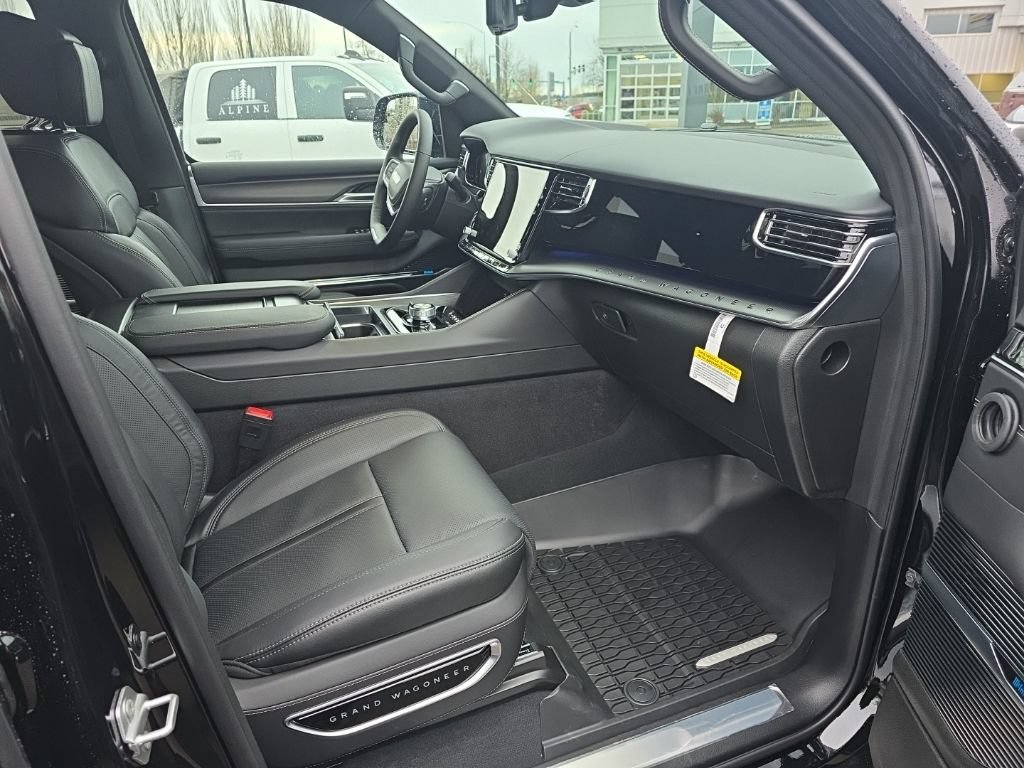 New 2026 Jeep Grand Wagoneer Summit w/ Premium Group III AWD/4WD image 9