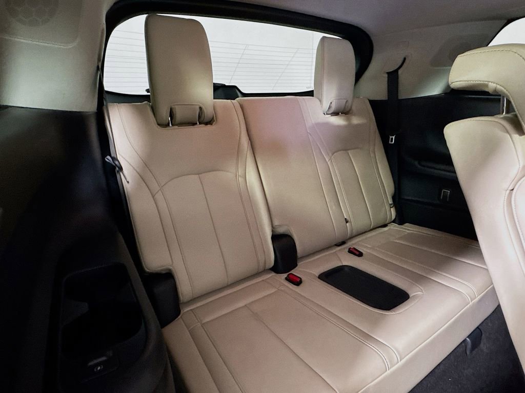 Used 2023 INFINITI QX60 Luxe w/ Performance Audio Package AWD/4WD image 35