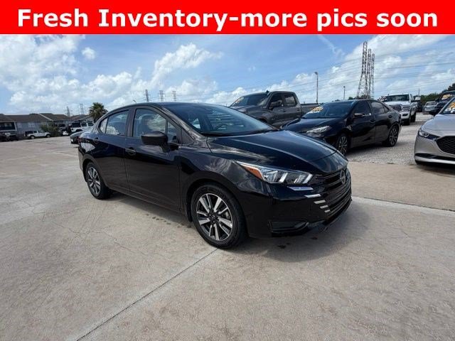 Used 2024 Nissan Versa S w/ S Plus Package FWD image 5