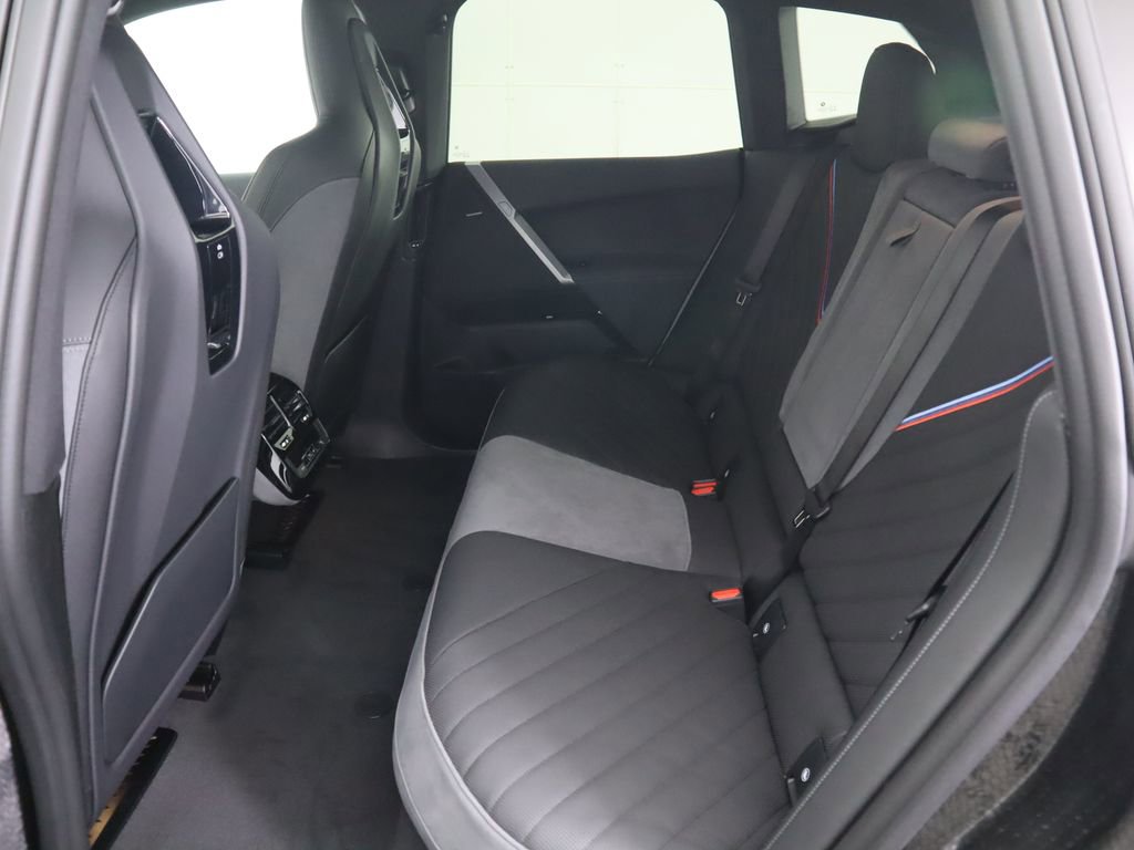New 2026 BMW iX xDrive60 w/ M Sport Package image 22
