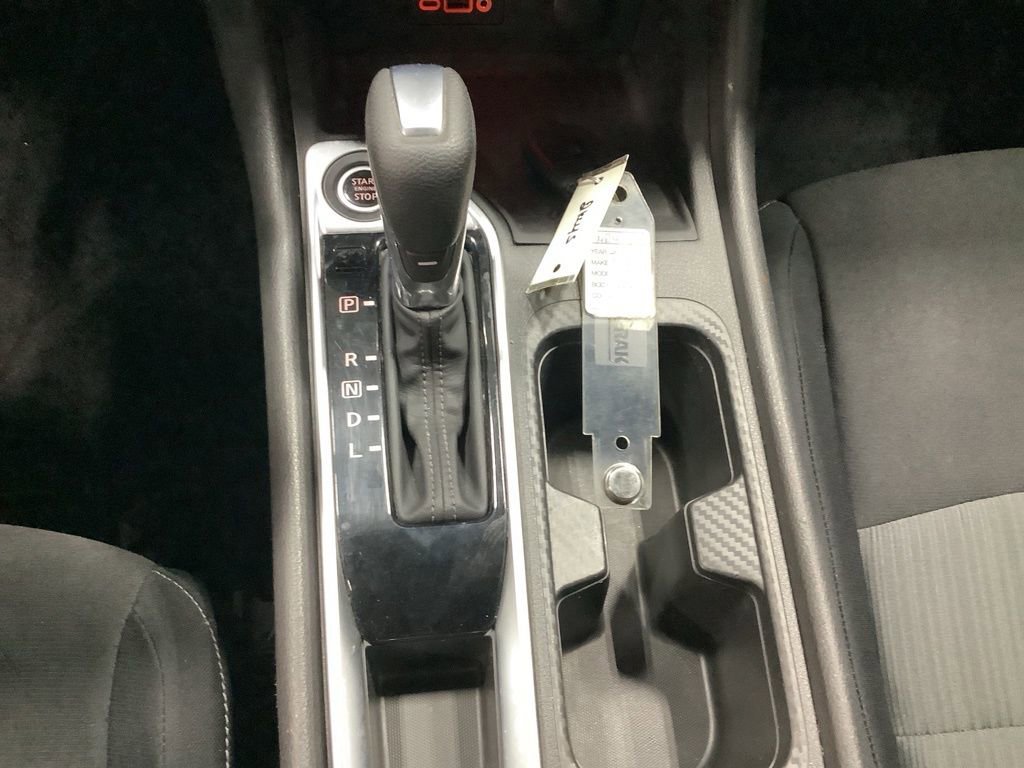 Used 2020 Nissan Sentra SV image 14