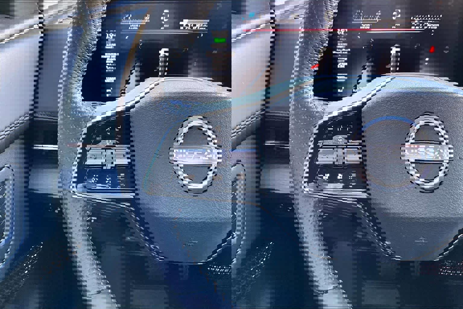 Used 2023 Nissan Ariya AWD image 20