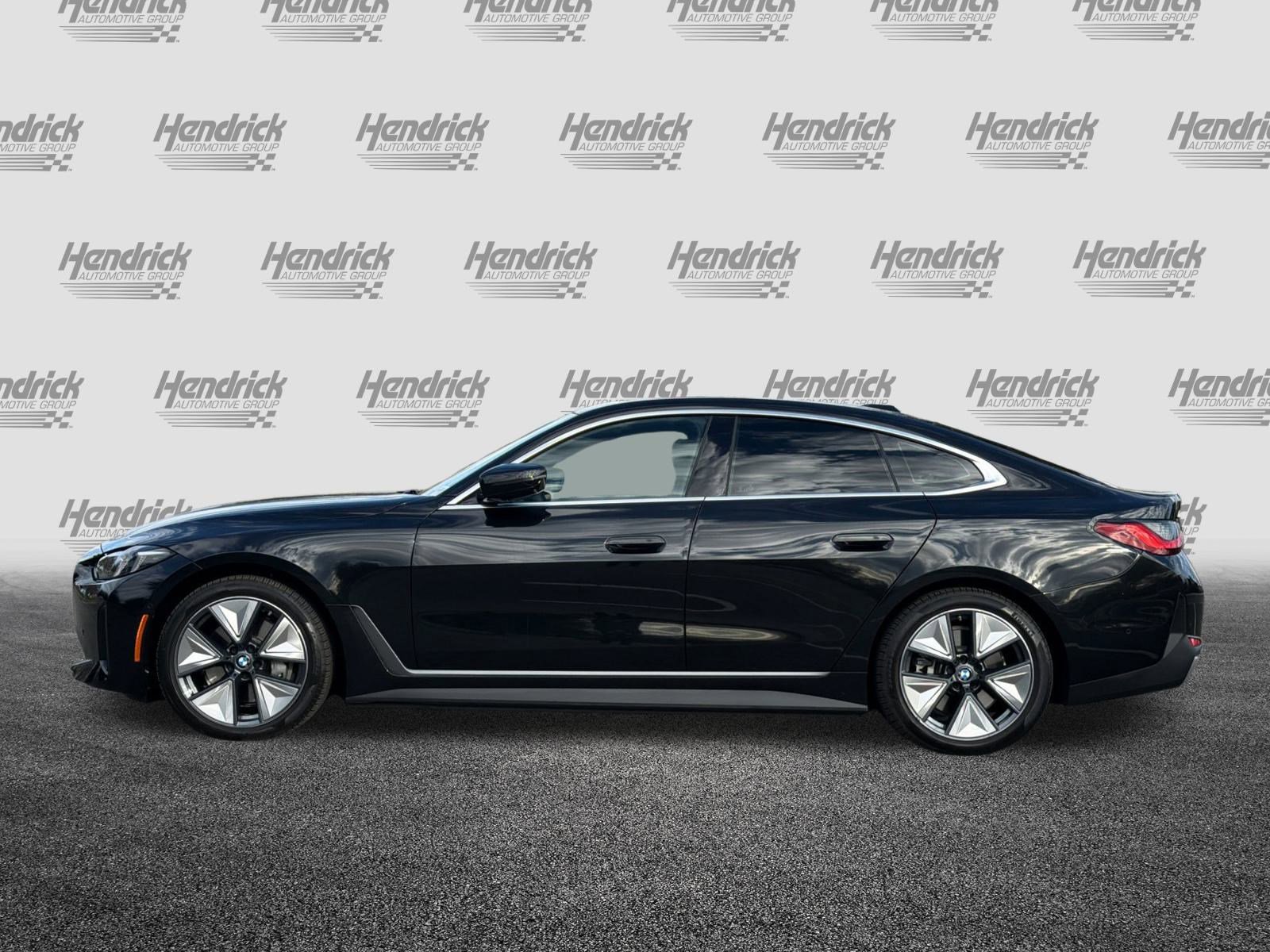 Used 2025 BMW i4 eDrive40 w/ Premium Package image 8