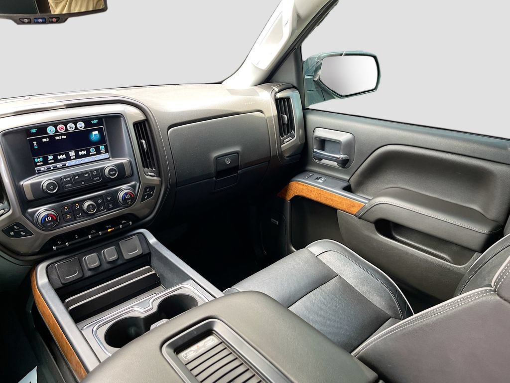 Used 2018 Chevrolet Silverado 1500 High Country AWD/4WD image 24