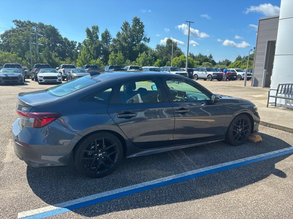 Used 2025 Honda Civic Sport image 2