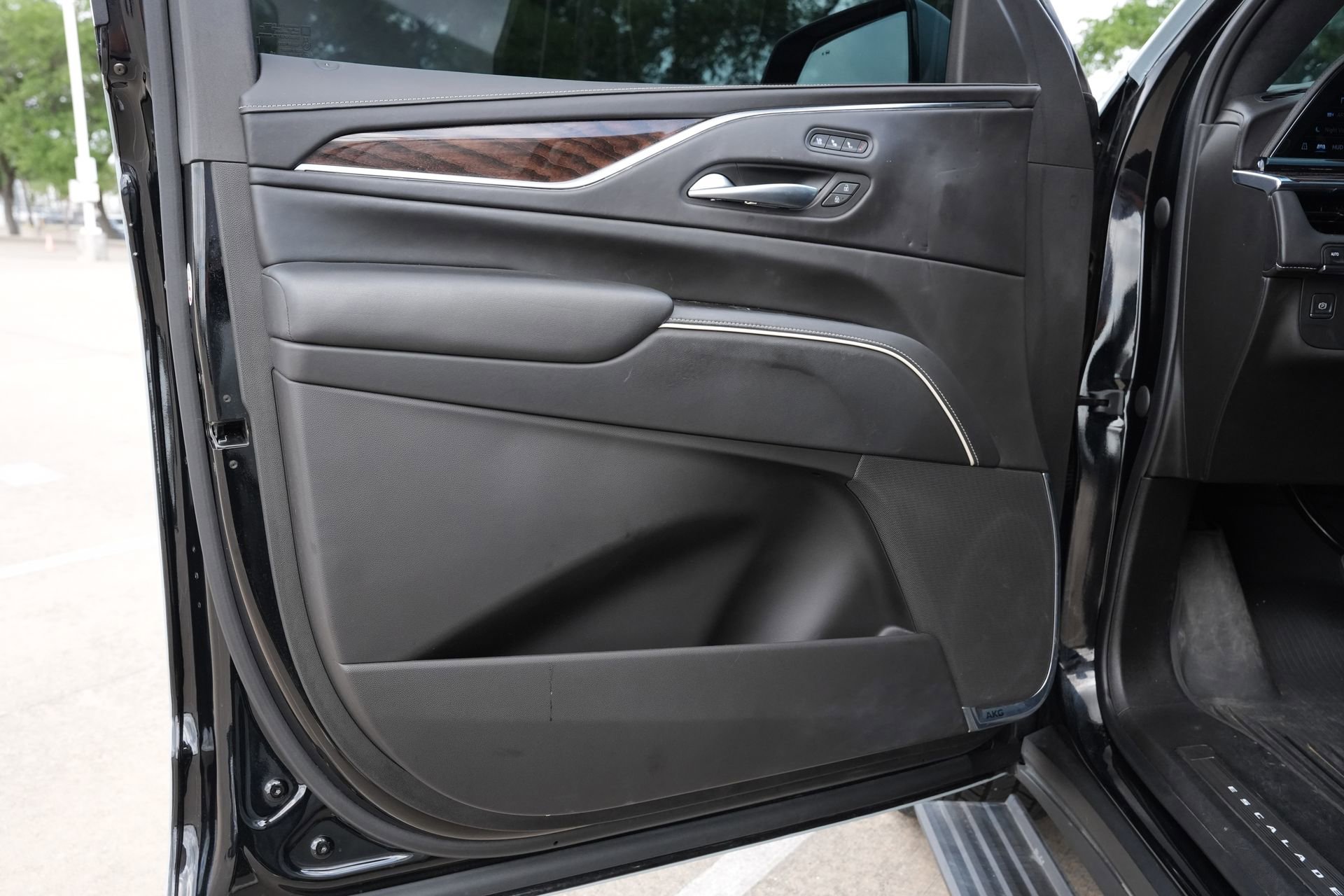 Used 2022 Cadillac Escalade Sport Platinum image 19