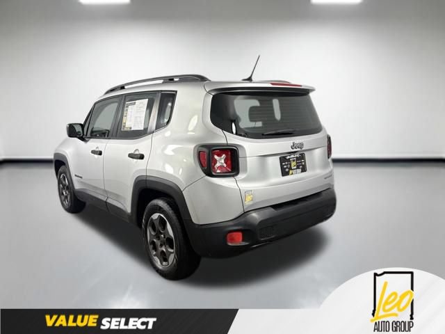 Used 2015 Jeep Renegade Sport w/ Power & Air Group FWD image 4