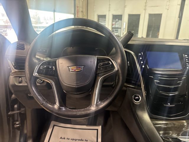 Used 2020 Cadillac Escalade ESV Platinum AWD/4WD image 22