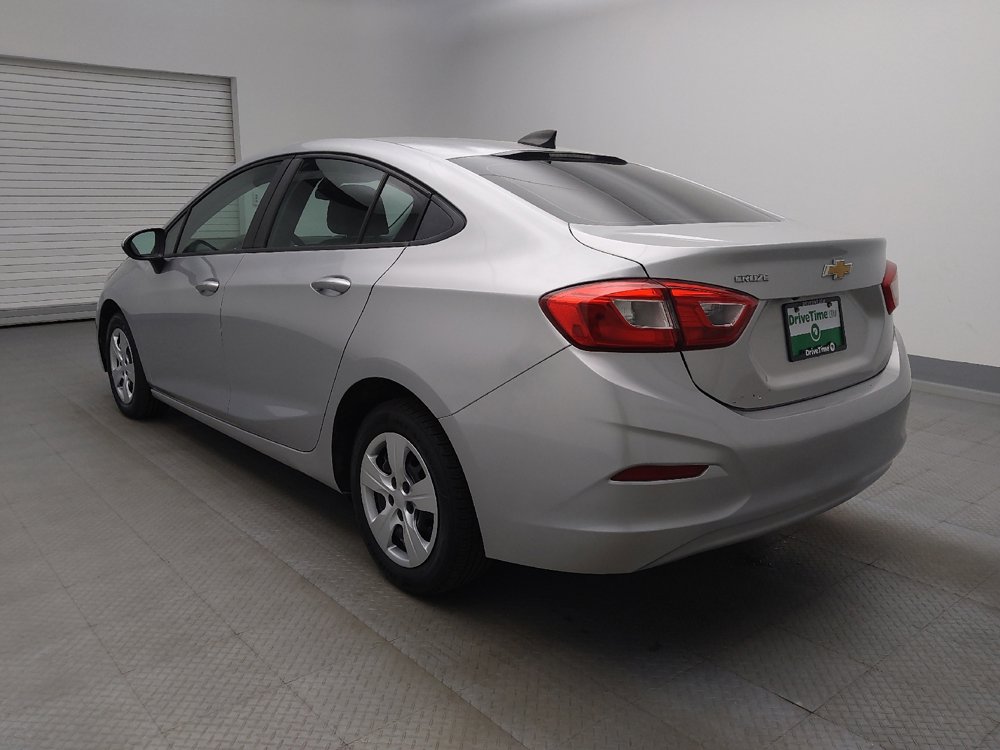 Used 2019 Chevrolet Cruze LS FWD image 5