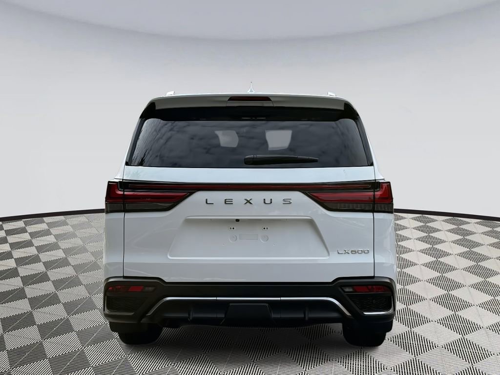 Used 2024 Lexus LX 600 F Sport image 3