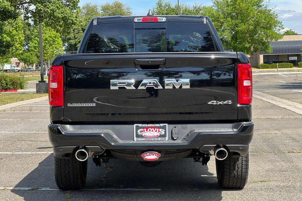 New 2026 RAM 1500 Laramie w/ Sport Appearance Package AWD/4WD image 5