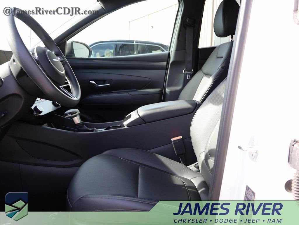 Used 2025 Hyundai Santa Cruz SEL image 22