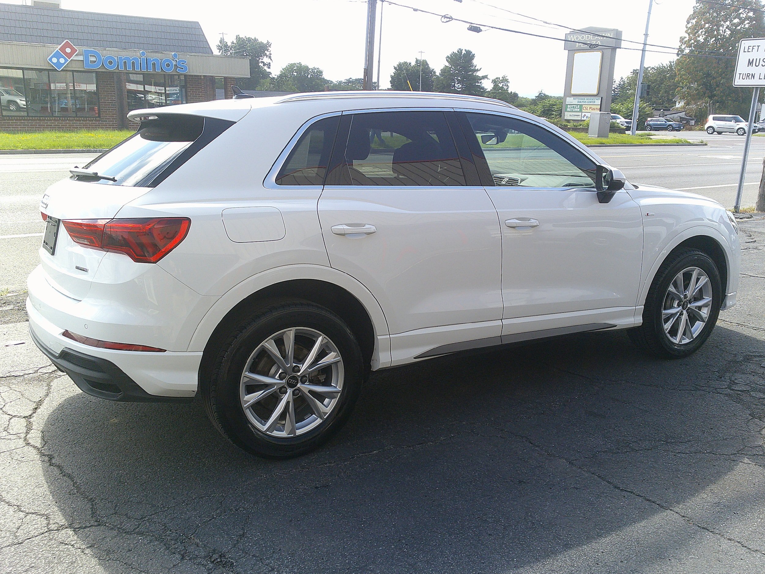 Used 2025 Audi Q3 2.0T Premium AWD/4WD image 9