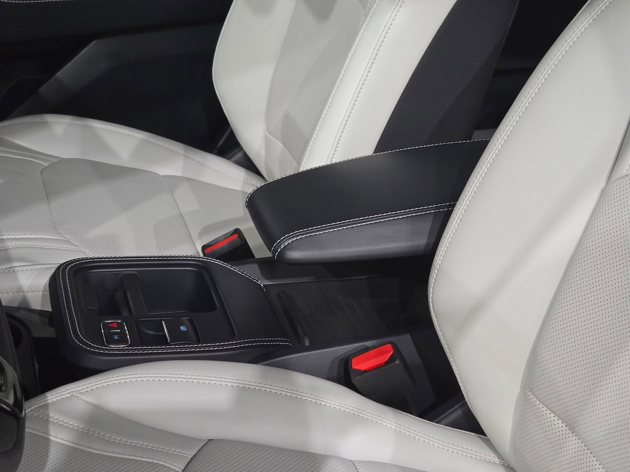 New 2025 Ford Mustang Mach-E Premium w/ Interior Protection Package image 23