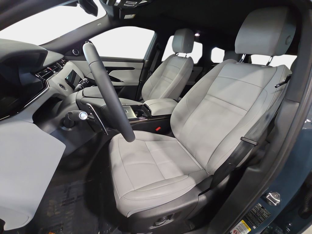 Used 2026 Land Rover Range Rover Evoque S image 14