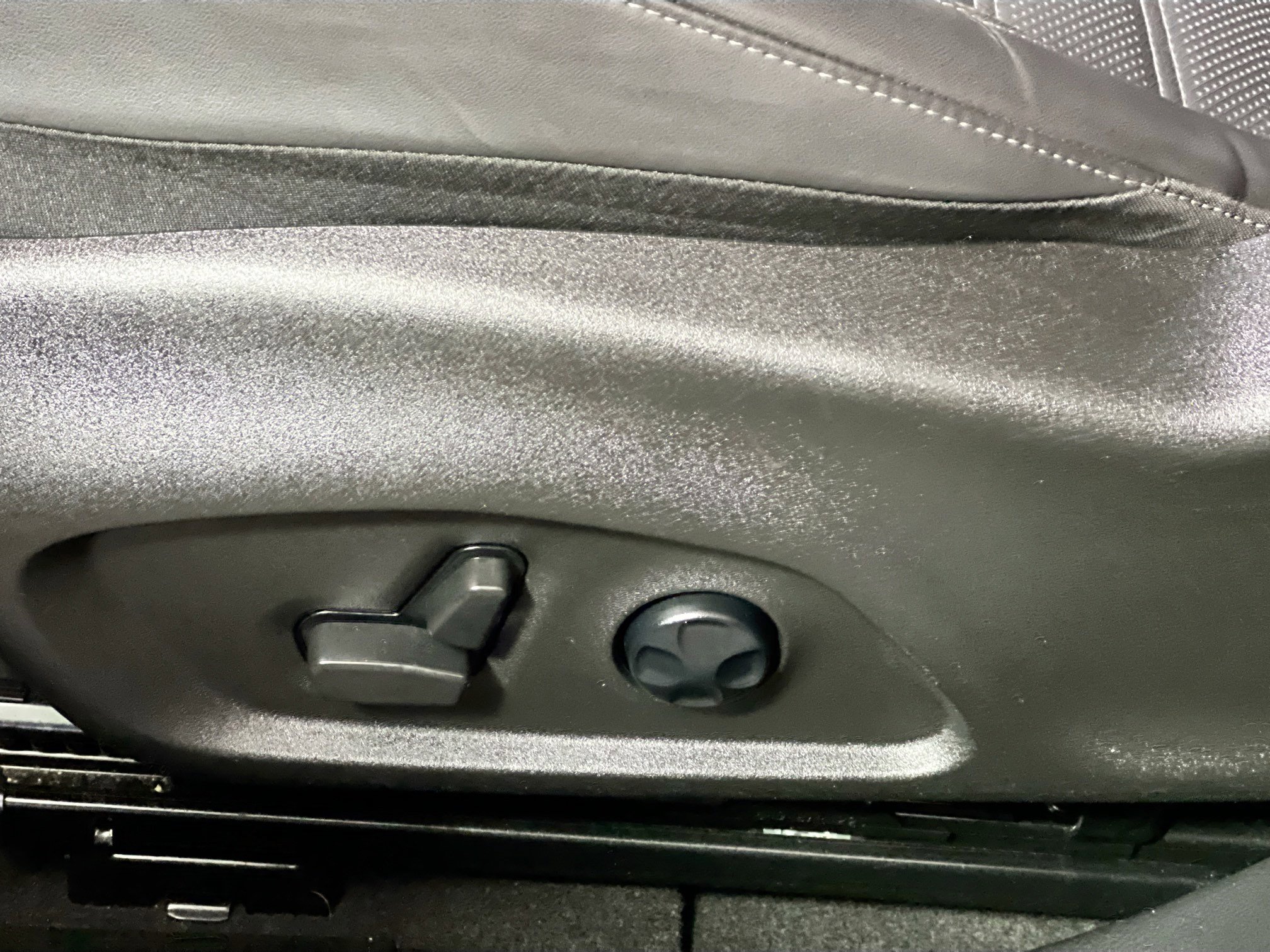 Used 2024 Alfa Romeo Tonale Veloce w/ Premium Interior Package image 15